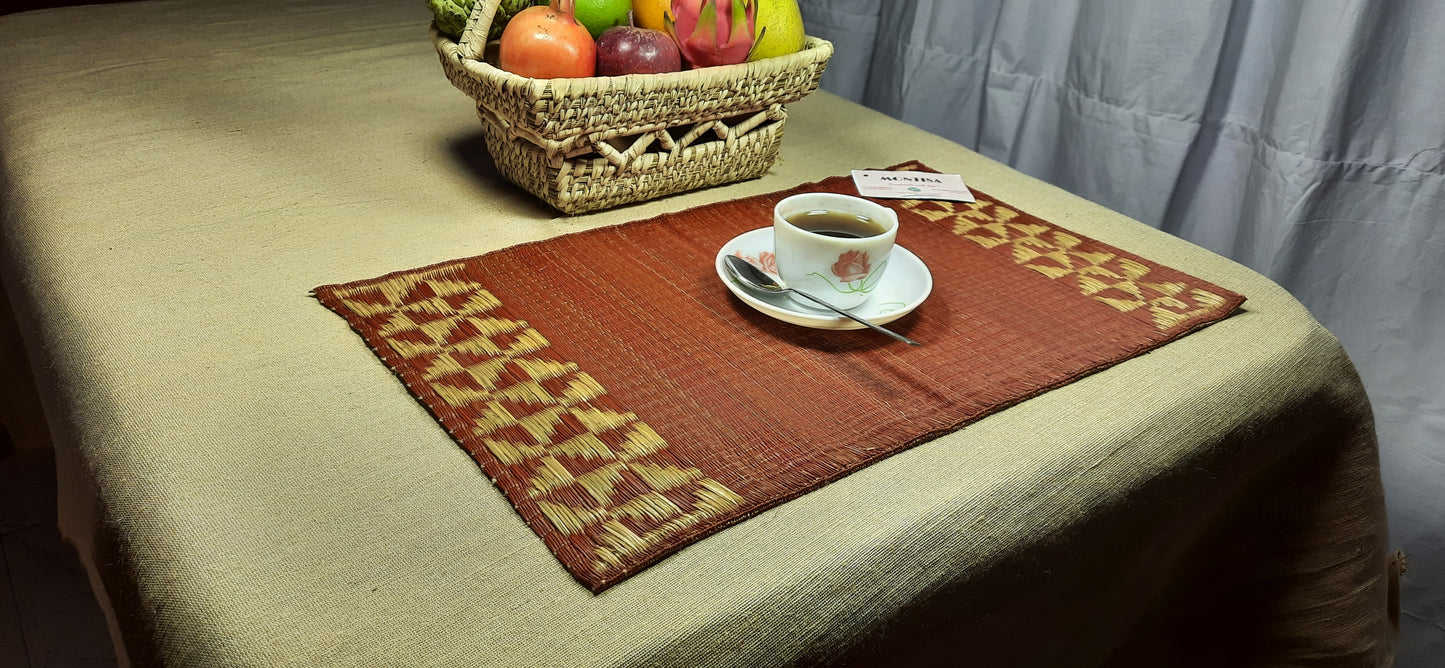 Hastasilpa Masland Madurkathi Table Mat Set: A Superfine Premium Madurkathi Grass Handwoven Designer Dining Table Mat Set (12×18 inches) with Runner(12×49 inches) Heat Resistant Eco-friendly Placemat with natural Border