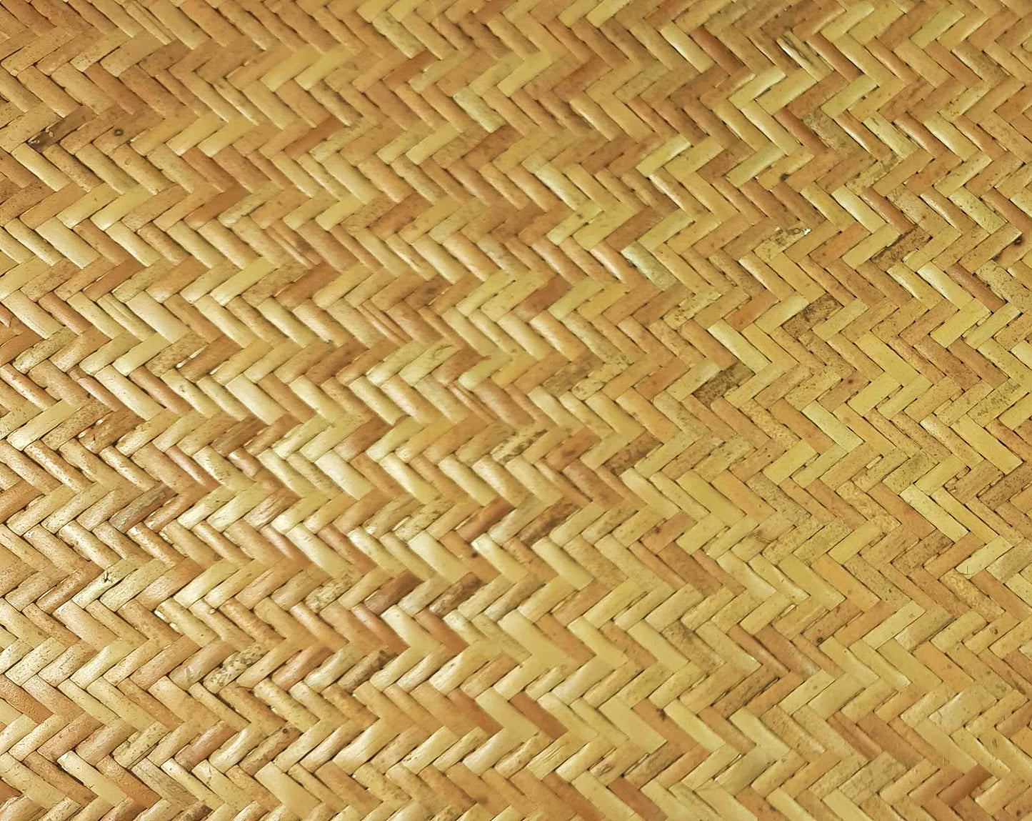 Hastasilpa Handwoven Banig (Sitalpati ) Dining Table Mat Set (12×10 inches) with Runner(12×49 inches) Heat Resistant Eco-friendly Placemat with Jute Border-BTM-01