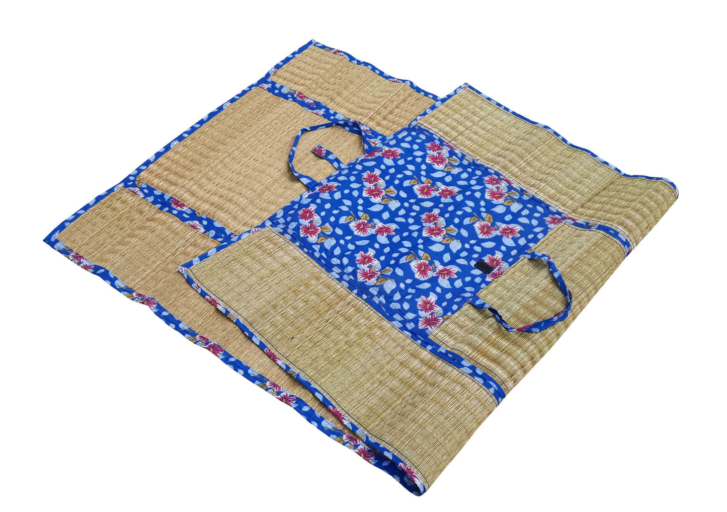 Hastasilpa Beach Mat made of sustainable grass, Folding Yoga Mat - Handmade and Non- Toxic 36 x 70 inches