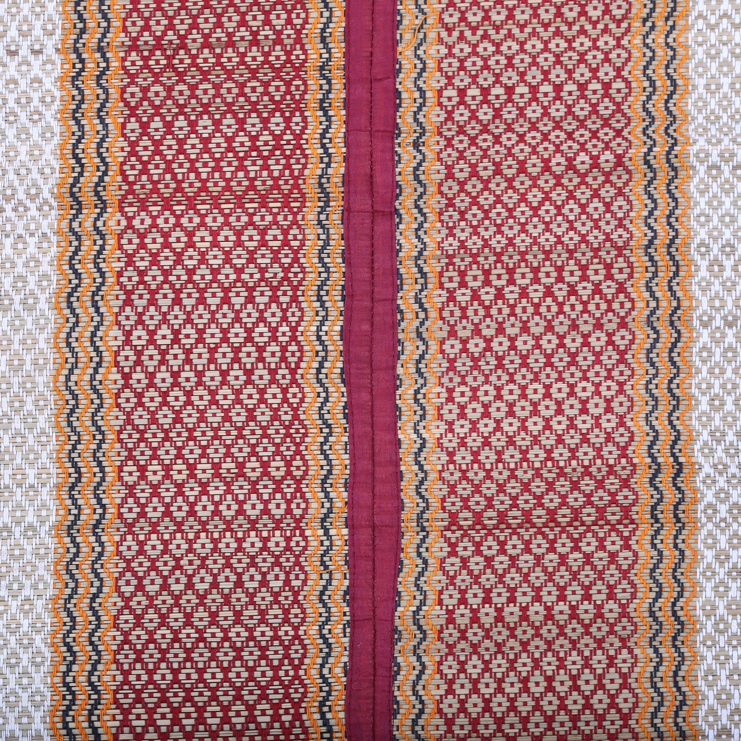 Hastasilpa Natural Grass Yoga Mat with bag – Foldable, Sustainable, Handmade & Travel-Ready (36 X 72 Inches)