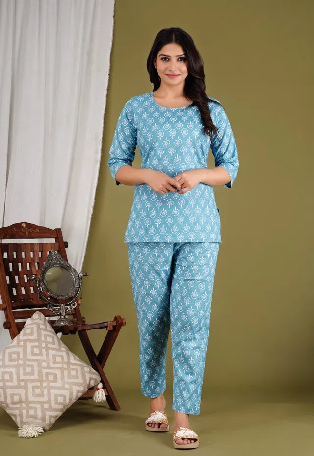 Trendy Stylish Floral Print Cotton Blend co-ord set for girls and women