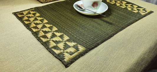 Hastasilpa Eco-Conscious Dining Set – Handwoven Madurkathi Grass Placemats & Runner (Pack of 7)