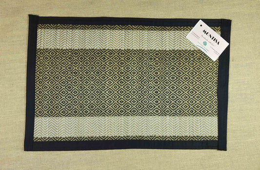 Hastasilpa Pack Of 6 Table Palacemat  With a Table Runner| Handwoven Organic |Made With Madurkathi Grass - T3-05