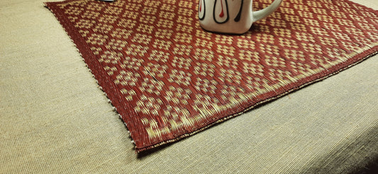 Vintage-style macramé Masland placemats – fine Madurkathi grass table décor set with runner