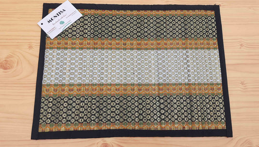 Natural Vintage-Style Madurkathi Grass Placemats – Wicker Look for Farmhouse and Classic Dining Table Setup